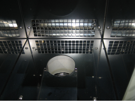 材料試験機用高低温度恒温槽およびLN2式高低温度恒温槽